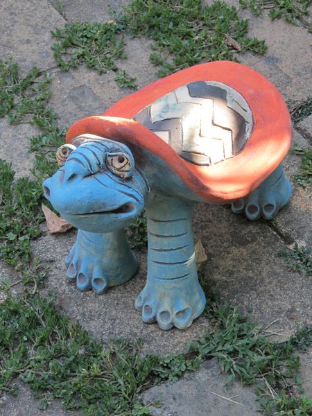 Kerámia teknős szobor
